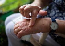 A Comprehensive Guide to Arthritis Prevalence and Statistics Worldwide